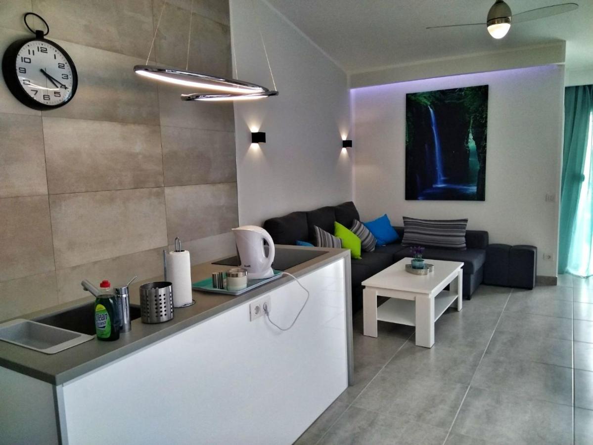 Luxury Renevapartment Island Village アデヘ エクステリア 写真